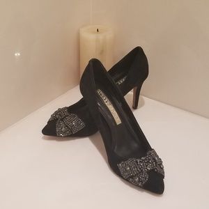 Audrey Brooke pumps